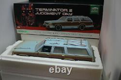 1/18 Greenlight Terminator 2 Judgment Day Movie 1979 Ford Ltd Country Squire