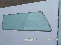1985 1986 Ford Ltd Country Squire Wagon Left Rear Side Quarter Window Used Oem