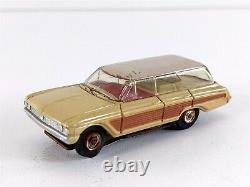 Aurora Vibrator 1962 Ford Country Squire Station Wagon Tan/Tan HO Scale Slot Car