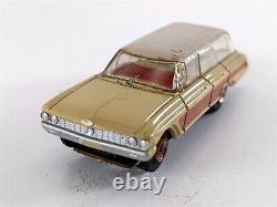 Aurora Vibrator 1962 Ford Country Squire Station Wagon Tan/Tan HO Scale Slot Car