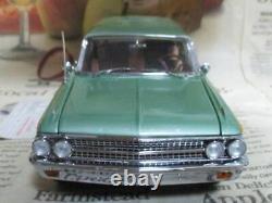 FRANKLIN MINT 1/24 1961 Ford Country Squire Passenger Station Wagon
