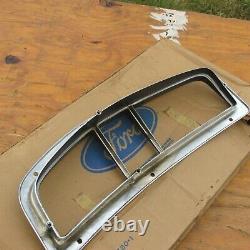Nos 1971 1972 Ford Country Squire Country Sedan Station Wagon Taillight Bezel Lh
