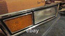 Nos 1971 1972 Ford Galaxie 500 Ltd Country Squire Lh Front Sidemarker Light Asby
