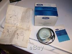 Vintage nos 1960' s Ford accessories fomoco auto trunk / under hood lamp light